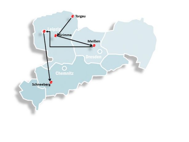 In eine Karte von Sachsen sind die Reiseziele der Gruppenreise auf den Spuren von Lucas Cranach und Martin Luther eingezeichnet.